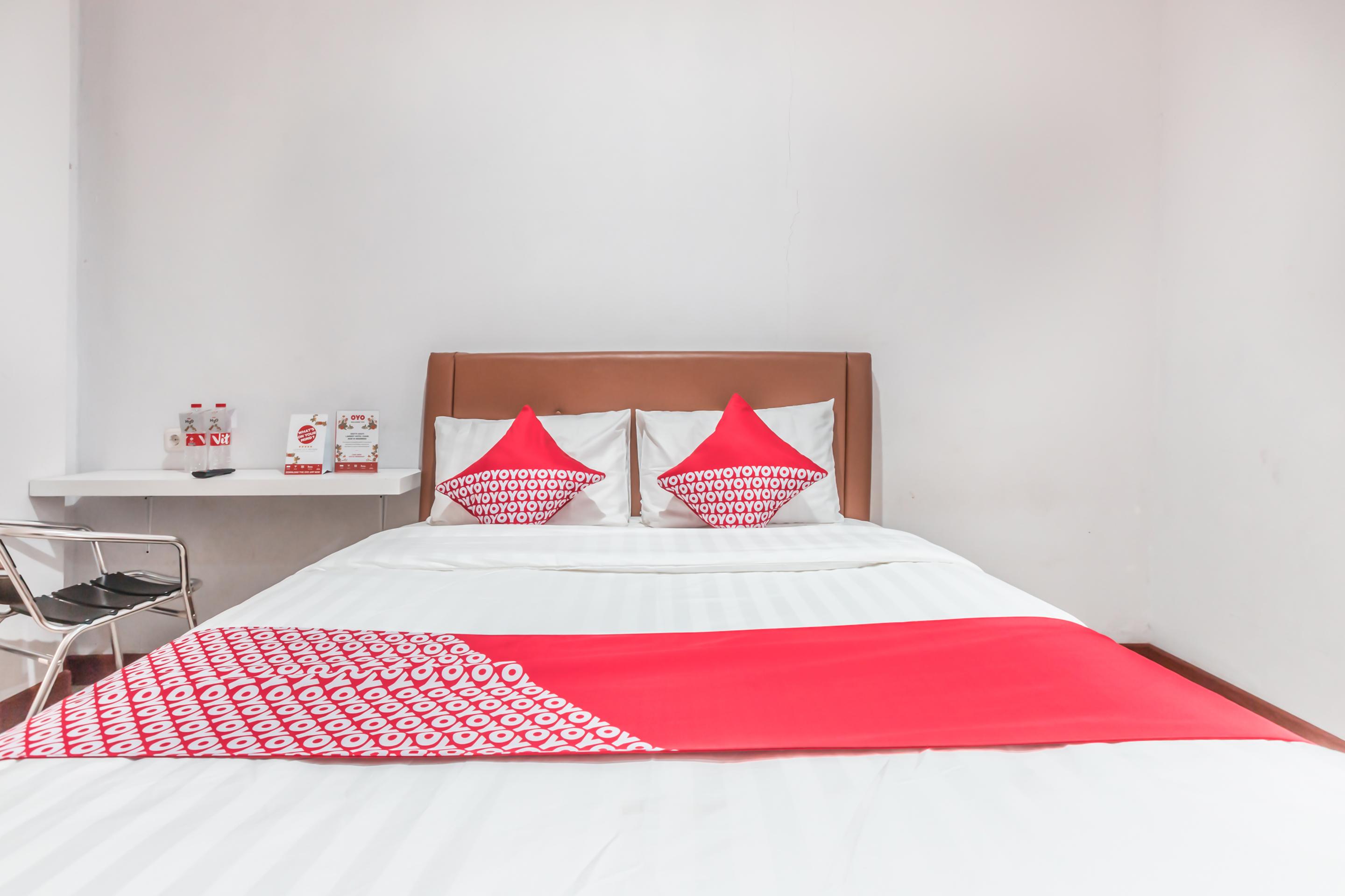 OYO 1555 Unik Guesthouse Syariah Jakarta Bagian luar foto