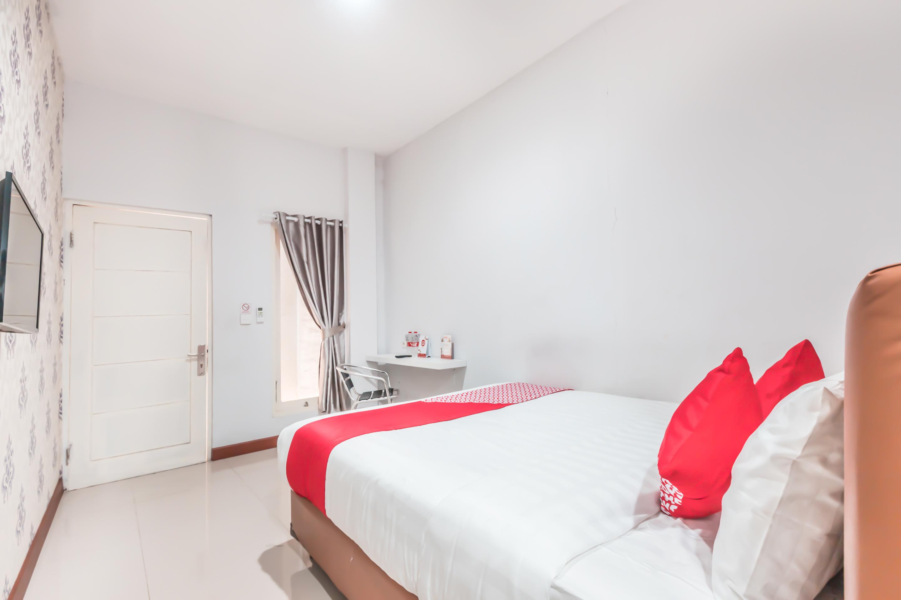 OYO 1555 Unik Guesthouse Syariah Jakarta Bagian luar foto