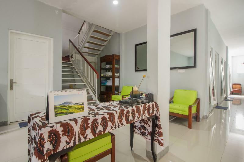 OYO 1555 Unik Guesthouse Syariah Jakarta Bagian luar foto